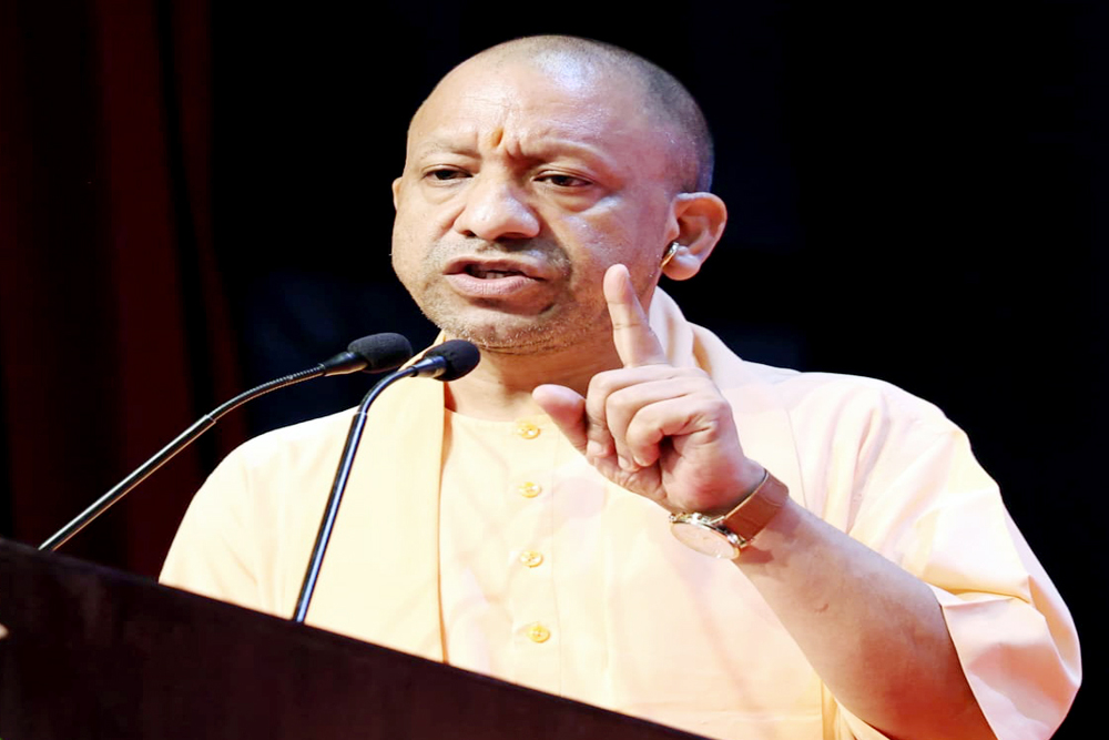 गोरखपुर में गोली लगने से एक की मौत पर हंगामा : योगी- दोषियों पर होगी सख्त कार्रवाई