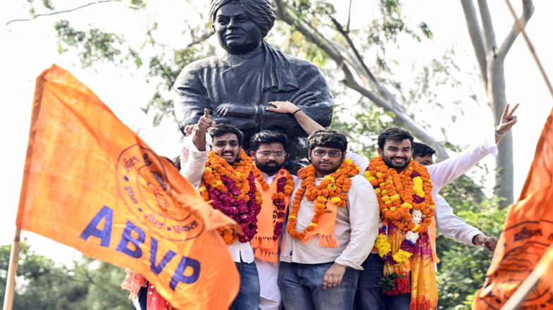 डूसू में एबीवीपी का परचम