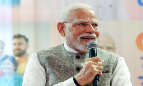 संघ के प्रति मोदी का संपूर्ण सद्भाव