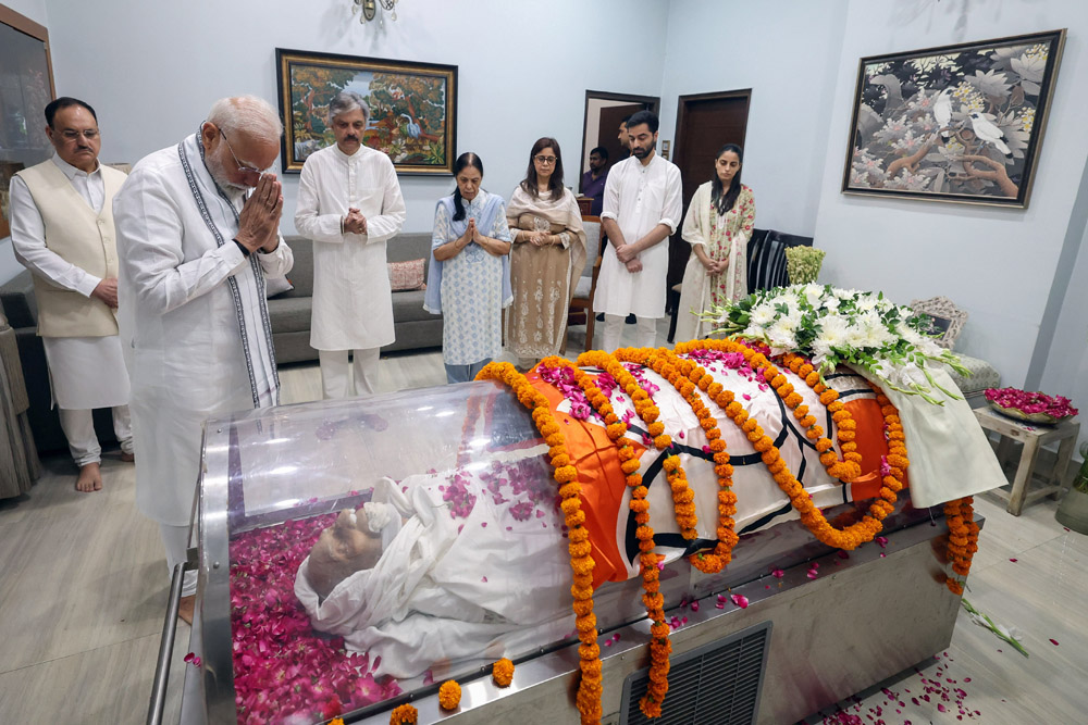 वरिष्ठ भाजपा नेता विजय कुमार मल्होत्रा ​​का निधन