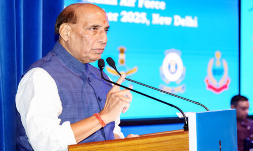 ऑपरेशन सिंदूर प्रमाण है, जब तीनों सेनाएं साथ आती हैं तो ताकत कितनी बढ़ जाती है : राजनाथ सिंह