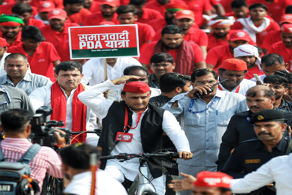 उत्तर प्रदेश में ठाकुर बनाम पीडीए