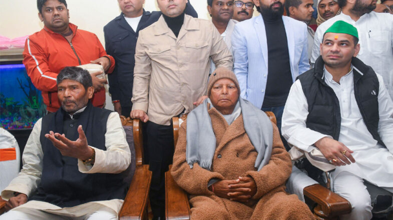 हेमंत और पारस महागठबंधन में शामिल