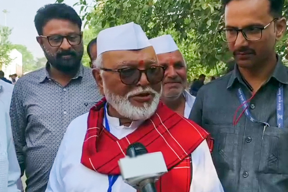 भुजबल की लड़ाई का असर देश में होगा
