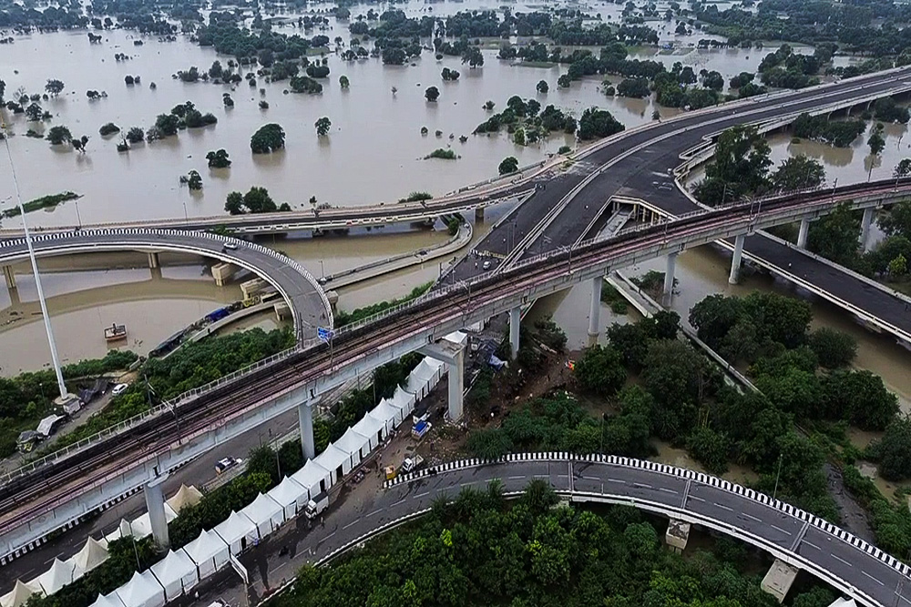 पहाड़ से मैदान तक बारिश से तबाही