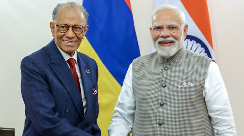 भारत और मॉरीशस के बीच कई समझौते