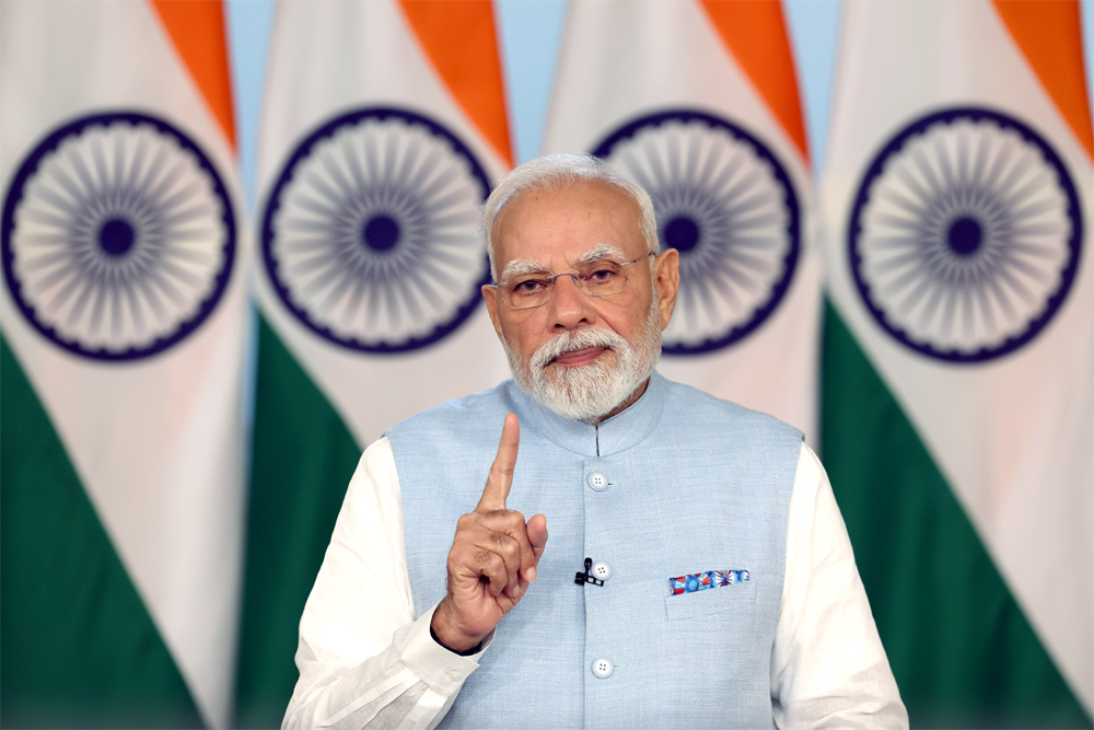 संकट में नया जुमला?