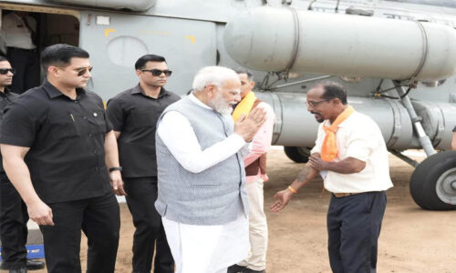 मोदी की मणिपुर यात्रा के बाद बनेगी नई सरकार!