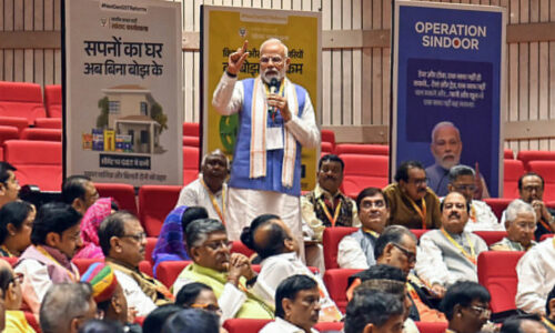 भाजपा सांसदों के प्रशिक्षण में शामिल हुए मोदी