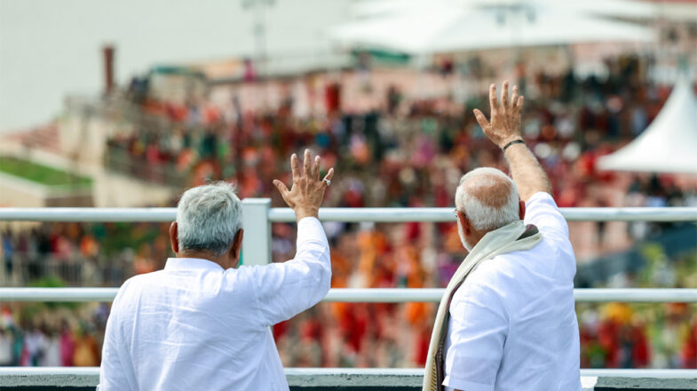 भाजपा ने बिहार खरीदा, जीत लिया!