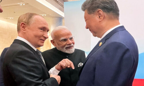 ‘पुतिन, जिनफिंग से मोदी का मिलना शर्मनाक’