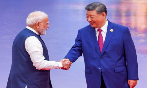 चीन को दोस्त बताना, मानना, कहना  देशद्रोह है