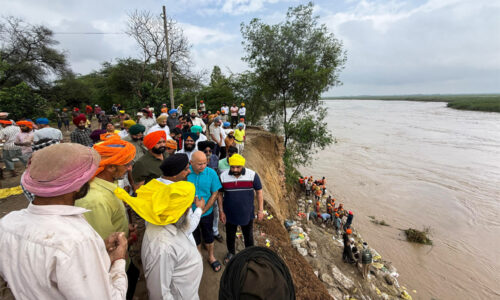 बाढ़ का जायजा लेने पंजाब जाएंगे मोदी