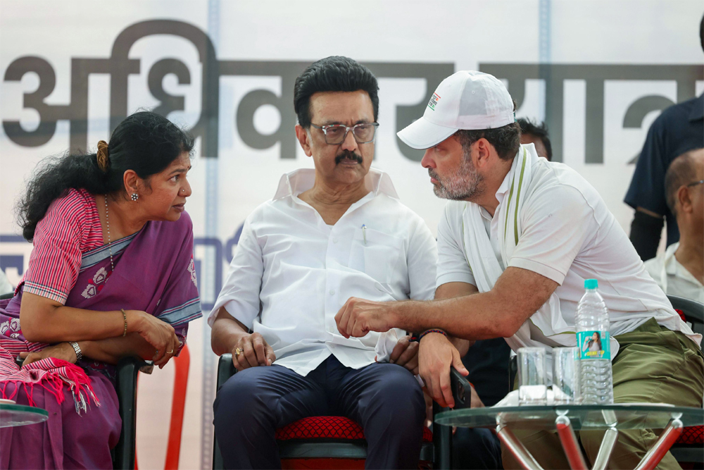 तमिलनाडु में भी कांग्रेस ने मोर्चा खोला