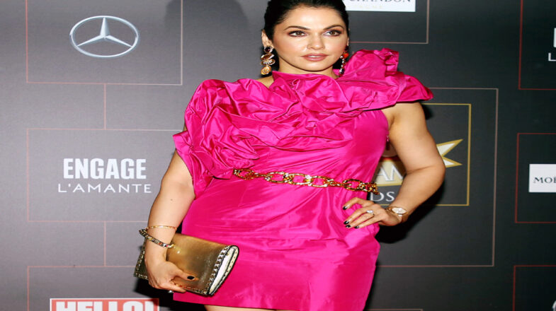 ईशा कोप्पिकर की ‘रॉकेटशिप’ का ट्रेलर रिलीज