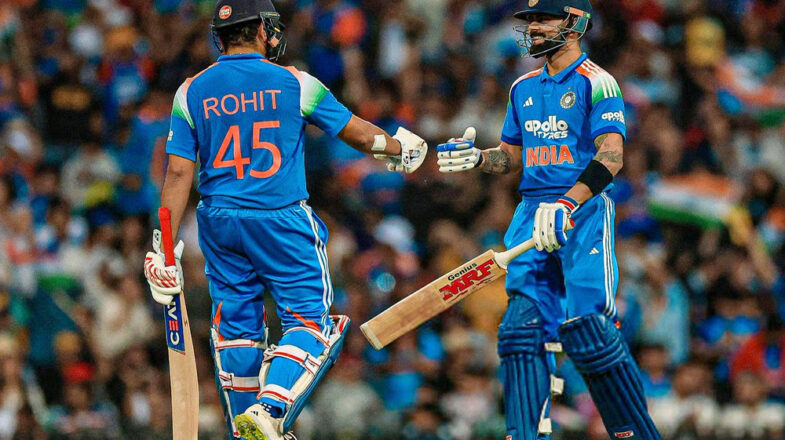 रोहित शर्मा की सेंचुरी, अर्धशतक लगाकर फॉर्म में लौटे कोहली