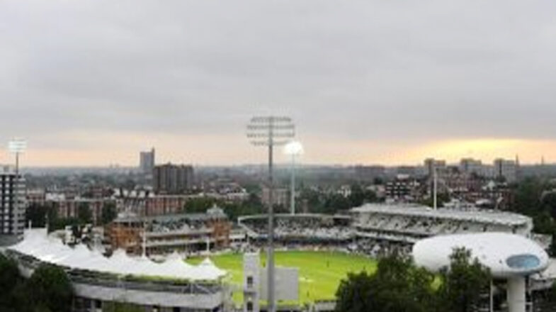 टी20 क्रिकेट में शतक जड़ने वाले दूसरे युवा कीवी बल्लेबाज बने टिम रॉबिन्सन