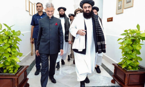 तालिबानी मेहमान के साथ वार्ता