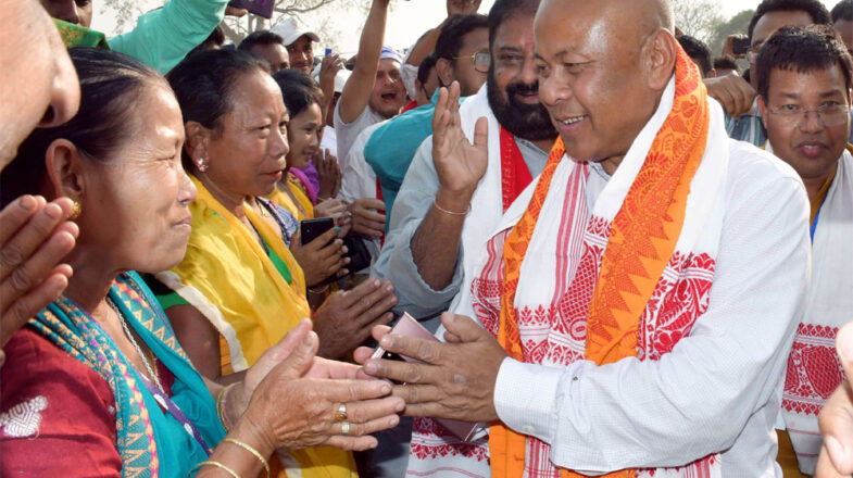 मोहिलारी को मोदी की बधाई का मतलब