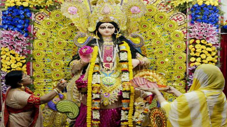 भूदेवी, लक्ष्मी और लोकदेवी