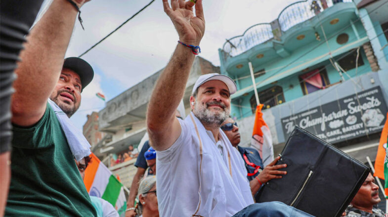 तेजस्वी को पंक्चर कर रहे हैं राहुल!