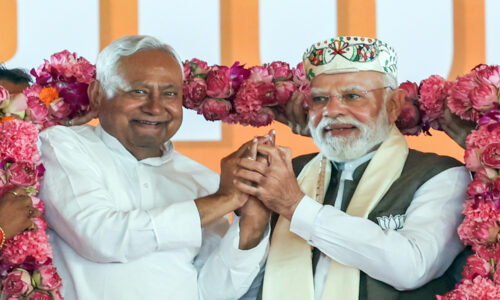 बिहार: इतिहास रचने की दहलीज पर भाजपा, एनडीए 200 के पार