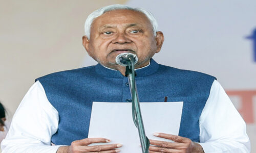 नीतीश ने बिहार स्टेट पावर (होल्डिंग) कंपनी के नवचयनित 2390 अभ्यर्थियों को सौंपे नियुक्ति पत्र