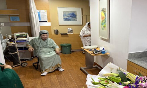 बांग्लादेश: खालिदा जिया की हालत नाजुक