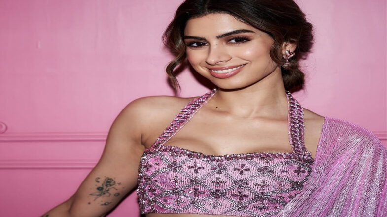 डेब्यू से पहले ही बॉलीवुड की सुर्खियों में छाई रहीं खुशी कपूर-अथिया शेट्टी