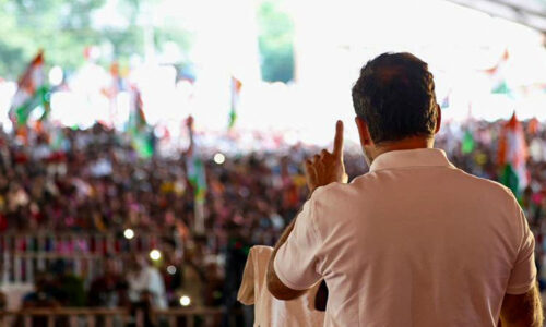 बिहार में जुमलों की बौछार