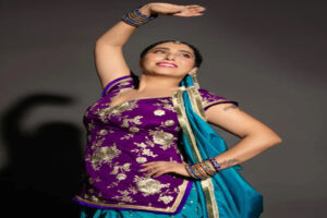 नेहा भसीन ने ऑल-गर्ल्स बैंड से लिखी अपनी पहचान की कहानी