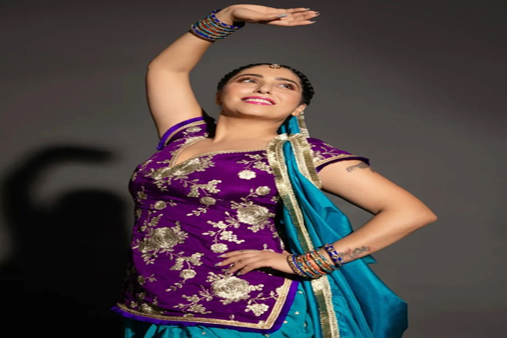 नेहा भसीन ने ऑल-गर्ल्स बैंड से लिखी अपनी पहचान की कहानी