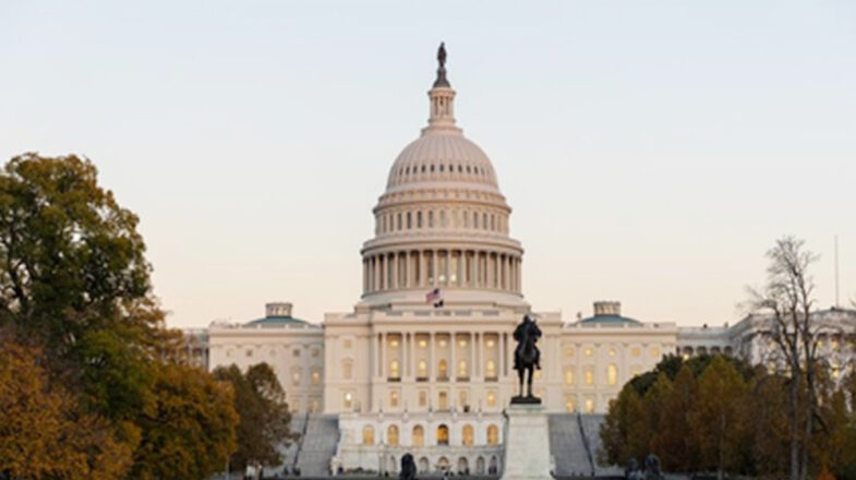 अमेरिका में शटडाउन जल्द खत्म होने की उम्मीद, सीनेट ने विधेयक को दी मंजूरी