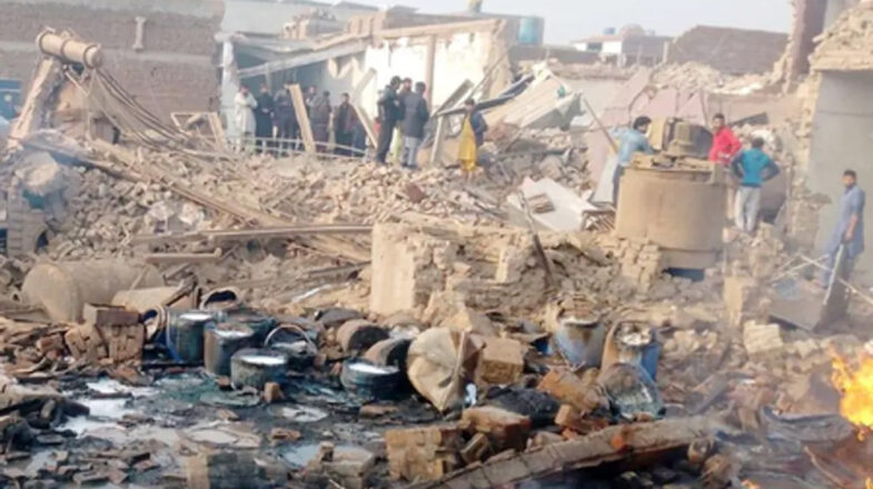 पाकिस्तान : फैसलाबाद धमाके में मौत का आंकड़ा 20 तक पहुंचा, 10 घंटे तक चला रेस्क्यू ऑपरेशन