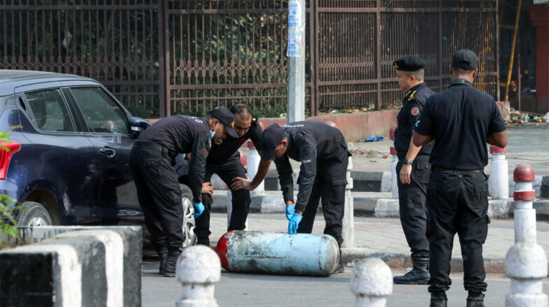 विस्फोट में बड़ी साजिश के संकेत