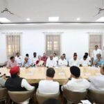 विपक्ष की बड़ी बैठक आज