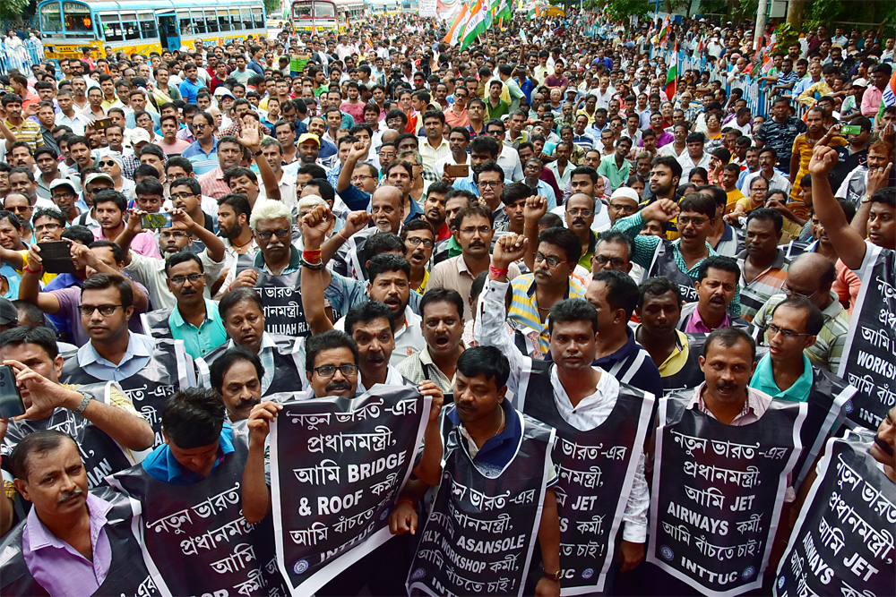 नए श्रम कानून शोषण का हथियार बनेंगे!