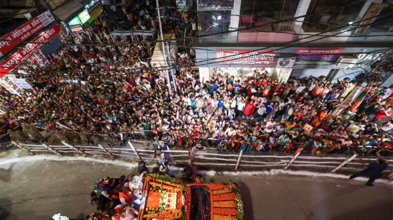 बिहार में कहानी उसी की जो ट्रेंड करना जानता है!