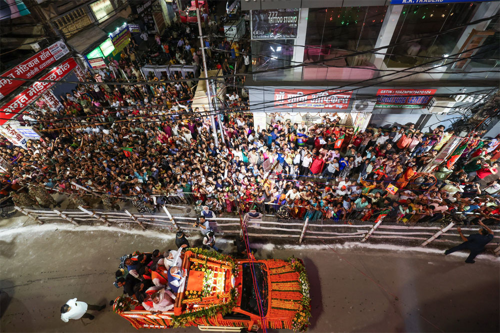 बिहार में कहानी उसी की जो ट्रेंड करना जानता है!