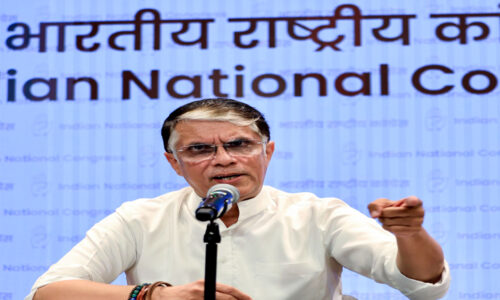 कांग्रेस ने सर्वदलीय बैठक की मांग की