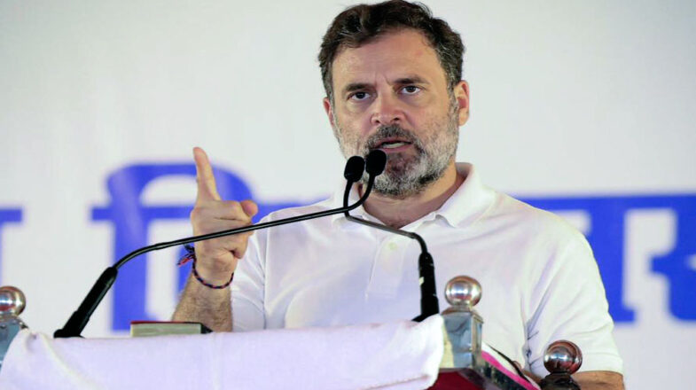 सेना पर राहुल का विवादित बयान