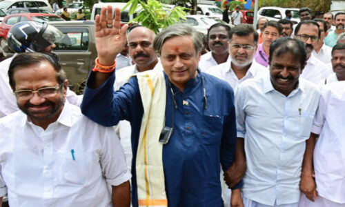 थरूर के लिए अब कांग्रेस में जगह नहीं