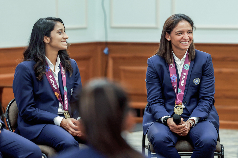 डब्लुपीएल के लिए महिला क्रिकेटरों को करोड़ों मिले