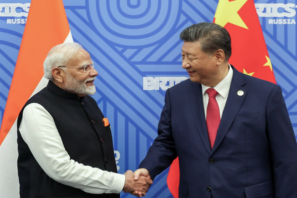 रुख में चाहिए स्पष्टता