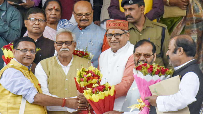 जदयू के विधायक नरेंद्र नारायण यादव बिहार विधानसभा के उपाध्यक्ष निर्वाचित