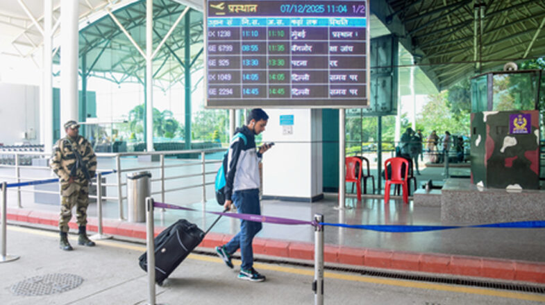 डीजीसीए का टैरिफ निगरानी दस्ता 78 हवाई मार्गों के किरायों की कर रहा मॉनिटरिंग: केंद्र