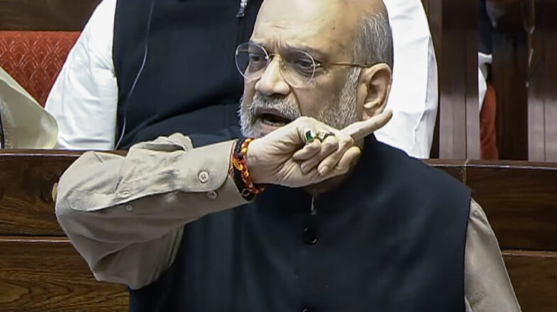 ‘कांग्रेस ने परिसीमन से देश की जनता को वंचित रखा’, लोकसभा में बोले गृह मंत्री अमित शाह