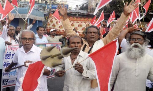 मतुआ मतदाताओं को बरगला रहे हैं मंत्री