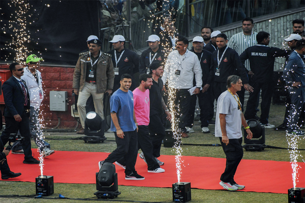 ये जो तमाशा हुआ!