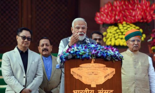 मोदी के ड्रामा नहीं करने वाले बयान पर विवाद